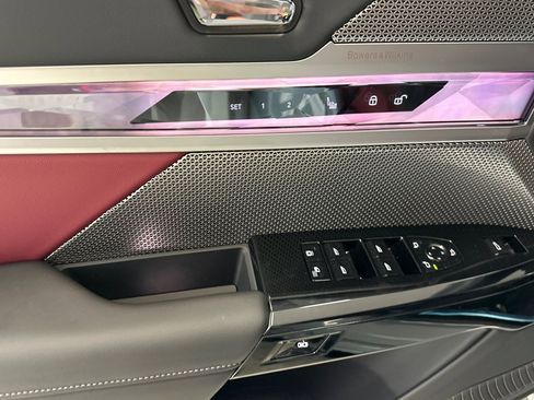 New 2026 BMW 740i w/ Premium Package image 13