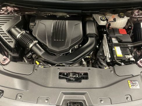 Used 2024 GMC Acadia Elevation w/ Trailering Package AWD/4WD image 21