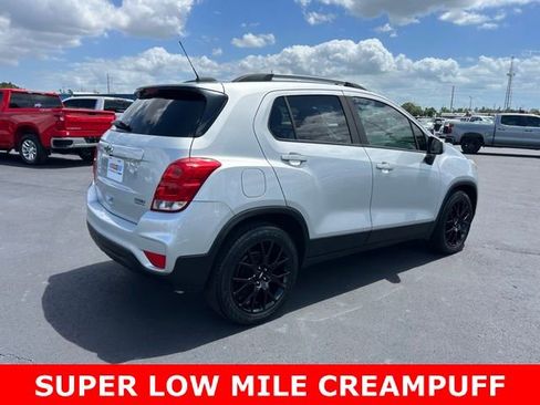 Used 2021 Chevrolet Trax LT w/ Sport Edition image 6