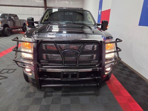 Used 2014 Ford F250 Lariat w/ Lariat Ultimate Package AWD/4WD image 22