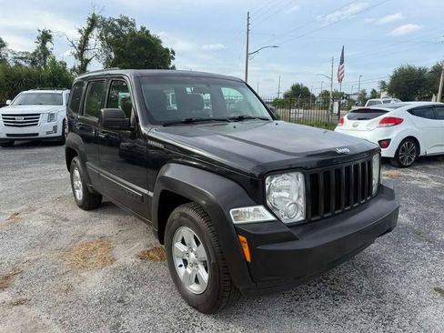 Used 2011 Jeep Liberty Sport RWD image 1
