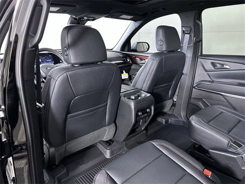 New 2026 Chevrolet Traverse Z71 w/ Driver Confidence Package image 22