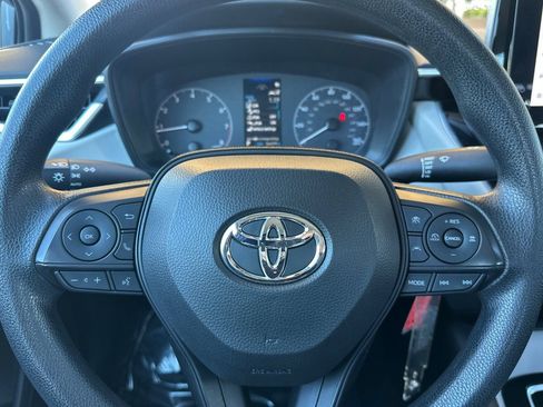 Certified 2024 Toyota Corolla LE image 25