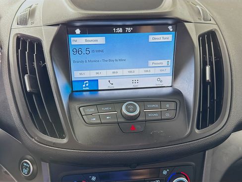 Used 2019 Ford Escape SE AWD/4WD image 18