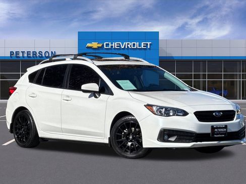 Used 2022 Subaru Impreza Premium image 2