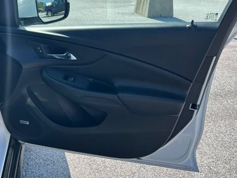 Used 2016 Chevrolet Volt Premier w/ Driver Confidence Package FWD image 35
