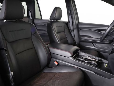 Used 2024 Honda Passport Black Edition image 34