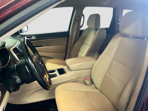 Used 2016 Jeep Grand Cherokee Laredo image 18