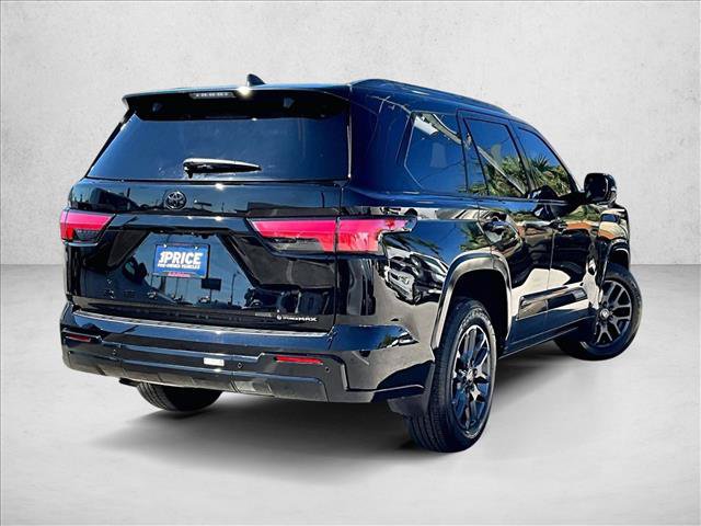 Used 2026 Toyota Sequoia Platinum AWD/4WD image 2