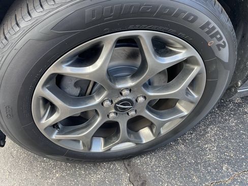 Used 2016 Chrysler 300 S AWD/4WD image 10