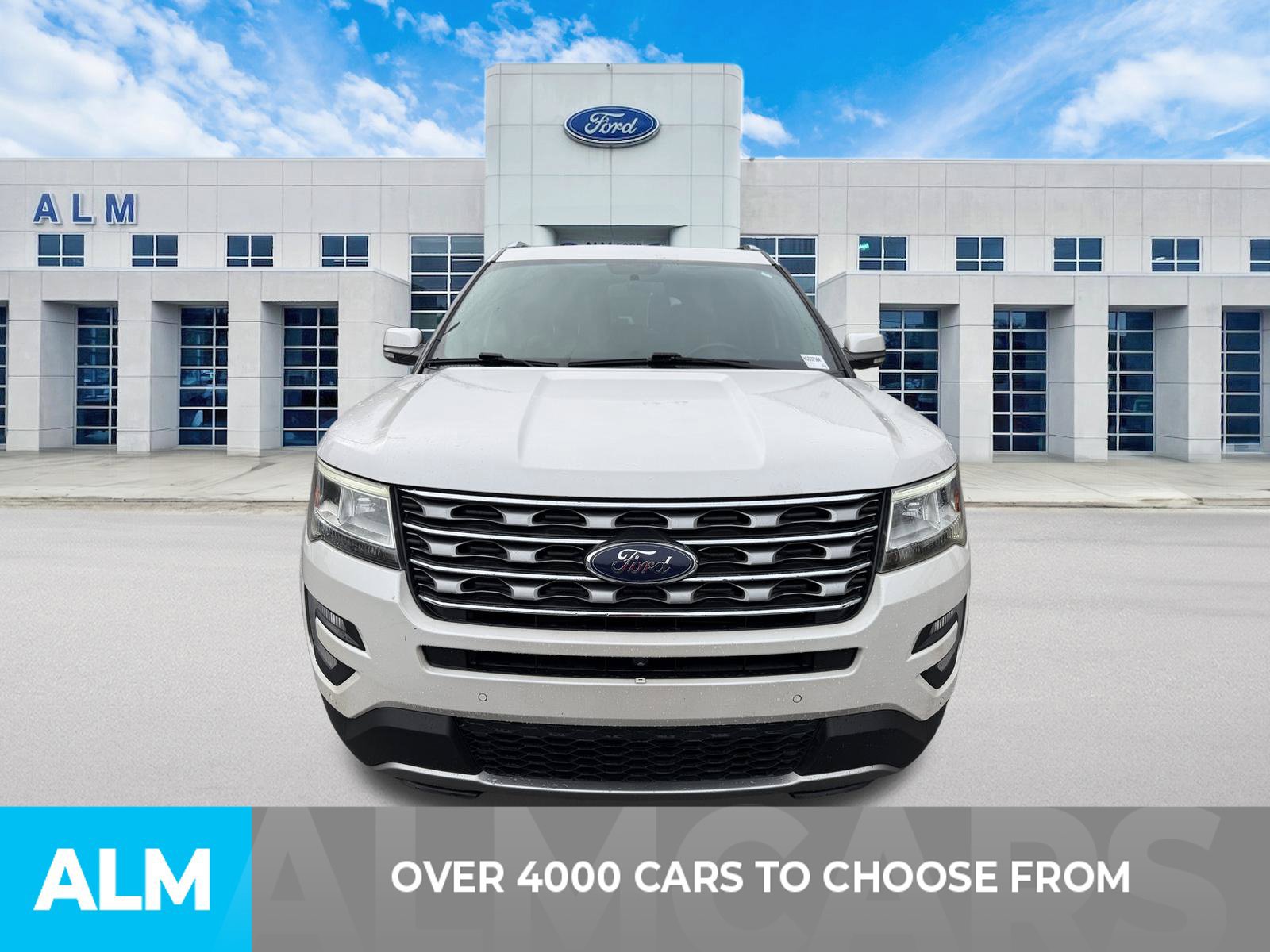 Used 2017 Ford Explorer Limited FWD image 2