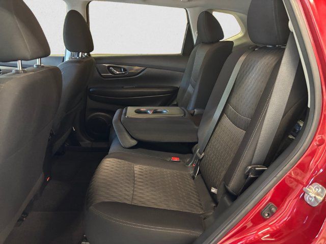 Used 2020 Nissan Rogue SV w/ Premium Package AWD/4WD image 14