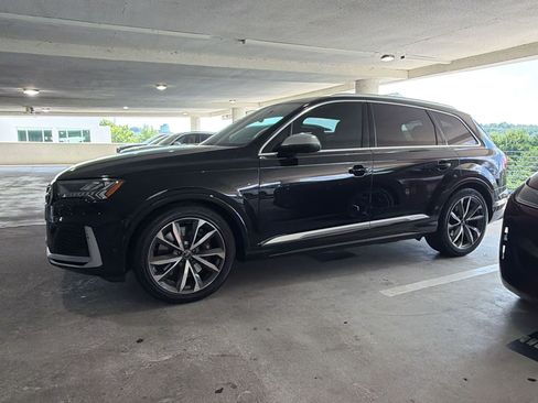 Used 2023 Audi SQ7 Premium Plus w/ Executive Package AWD/4WD image 11