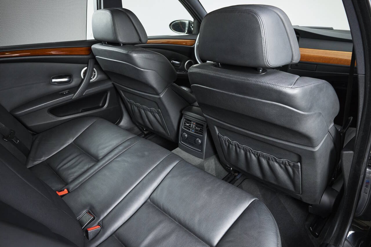 Used 2008 BMW M5 RWD image 90