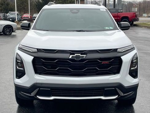 New 2026 Chevrolet Equinox RS w/ LPO, Floor Liner Package AWD/4WD image 9
