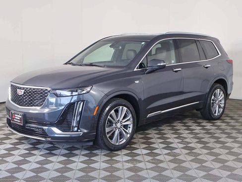 Used 2023 Cadillac XT6 Premium Luxury AWD/4WD image 14