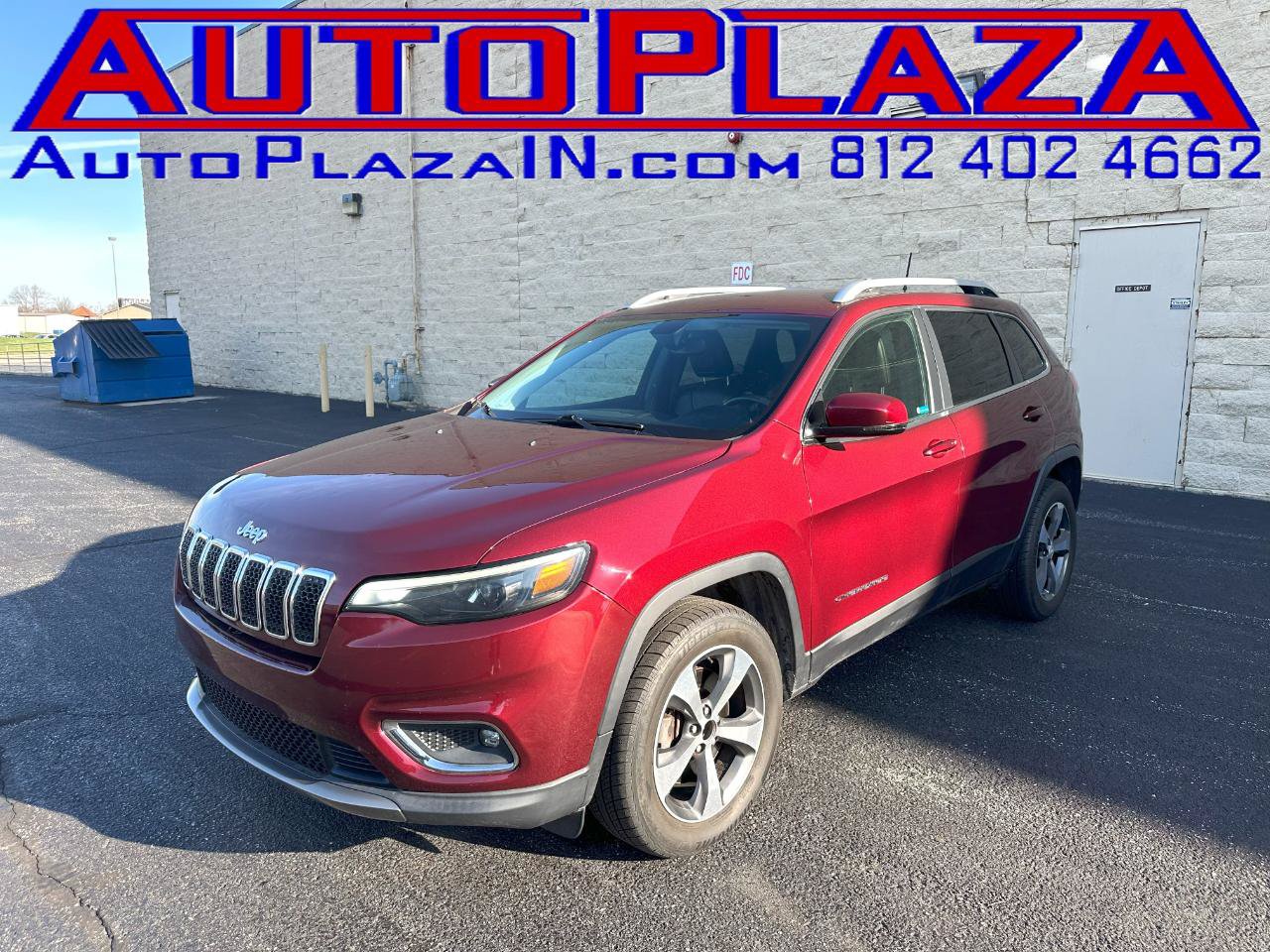 Used 2019 Jeep Cherokee Limited AWD/4WD image 1
