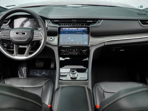 Used 2024 Jeep Grand Cherokee Limited 4xe image 21