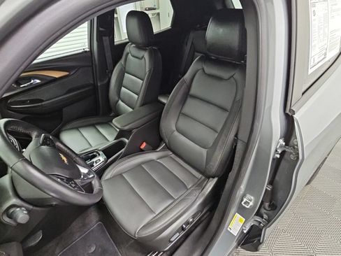 Used 2023 Chevrolet TrailBlazer ACTIV FWD image 25