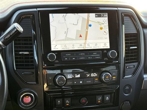 Used 2023 Nissan Titan PRO-4X w/ Pro-4x Convenience Package AWD/4WD image 11