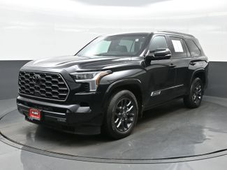 Used 2025 Toyota Sequoia Platinum video 2