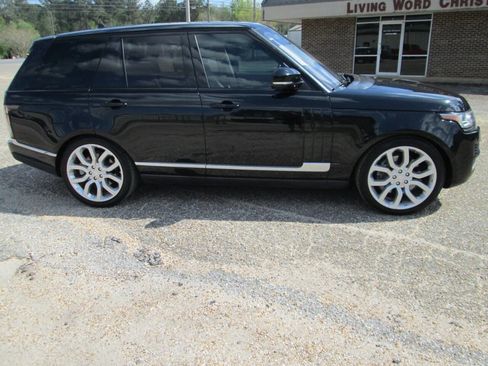 Used 2016 Land Rover Range Rover Supercharged image 26