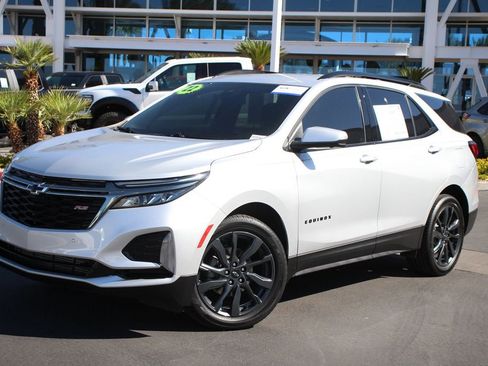 Used 2022 Chevrolet Equinox RS w/ Infotainment Package FWD image 1