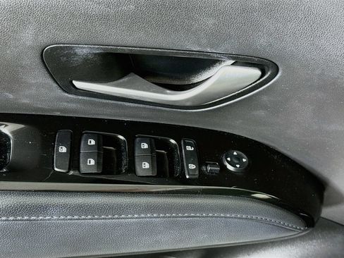 Used 2023 Hyundai Tucson Limited w/ Cargo Package AWD/4WD image 26