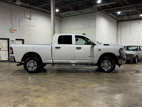 Used 2019 RAM 3500 Tradesman image 7