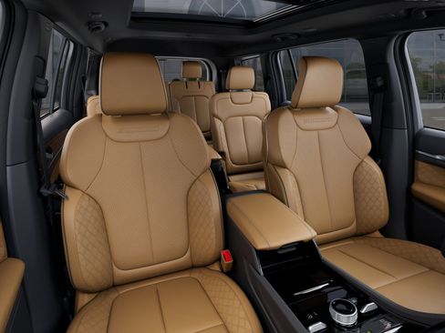 New 2025 Jeep Grand Cherokee L Summit AWD/4WD image 33