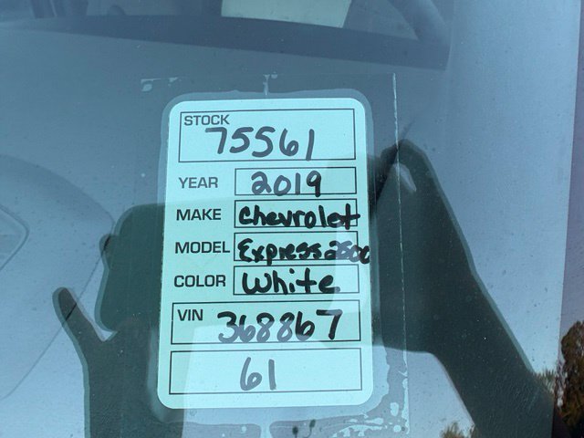 Used 2019 Chevrolet Express 2500 RWD image 30