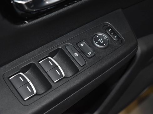 Used 2026 Honda CR-V Sport Touring image 6