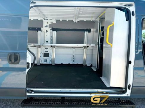 Used 2018 RAM ProMaster 2500 FWD image 20