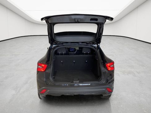 Certified 2024 Chevrolet Trax RS w/ Driver Confidence Package FWD image 7