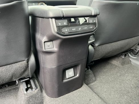 New 2026 Toyota Grand Highlander AWD Hybrid image 18