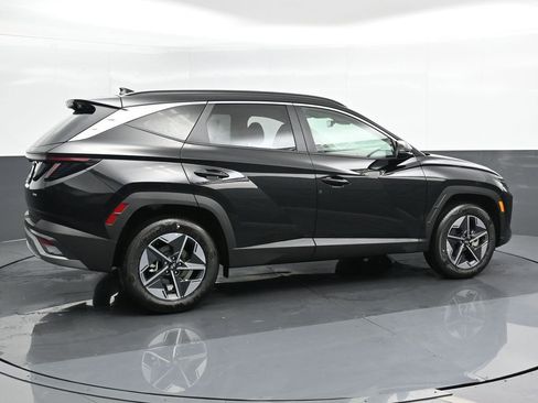 Used 2025 Hyundai Tucson SEL image 2