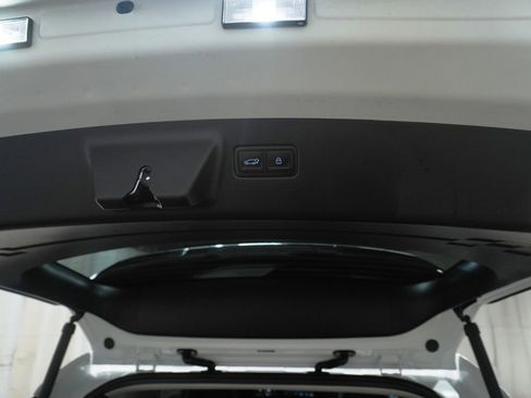 Certified 2026 Hyundai Santa Fe SEL AWD/4WD image 10