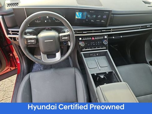 Used 2025 Hyundai Santa Fe SEL FWD image 15