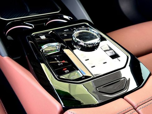 New 2026 BMW 530i w/ Executive Package RWD image 16