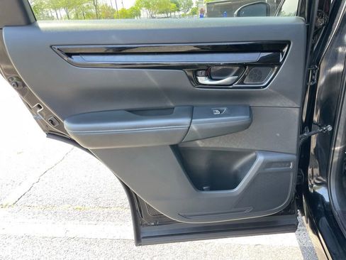 Certified 2025 Honda CR-V EX-L image 39