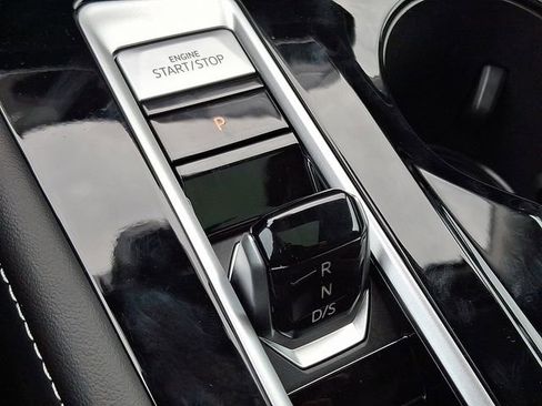 New 2026 Volkswagen Atlas SEL Premium R-Line image 8