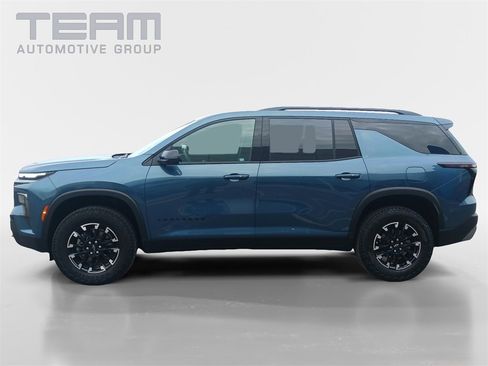 Used 2025 Chevrolet Traverse Z71 w/ Driver Confidence Package image 4