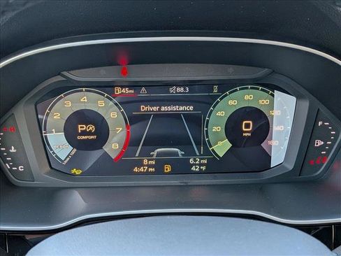 New 2025 Audi Q3 2.0T Premium image 10