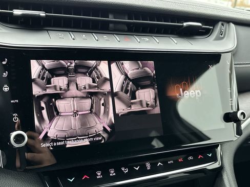 New 2026 Jeep Grand Cherokee L Limited image 24