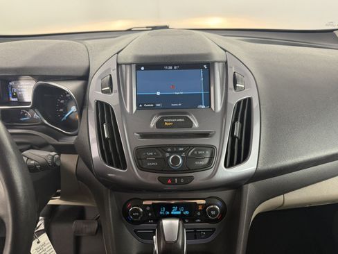 Used 2017 Ford Transit Connect Titanium FWD image 19