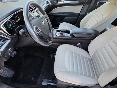 Used 2018 Ford Fusion S image 6