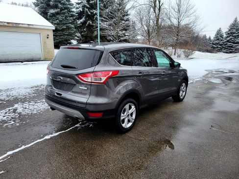 Used 2014 Ford Escape SE image 3