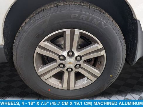 Used 2017 Chevrolet Traverse LT image 9