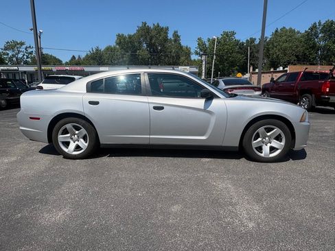 Used 2014 Dodge Charger Police RWD image 4