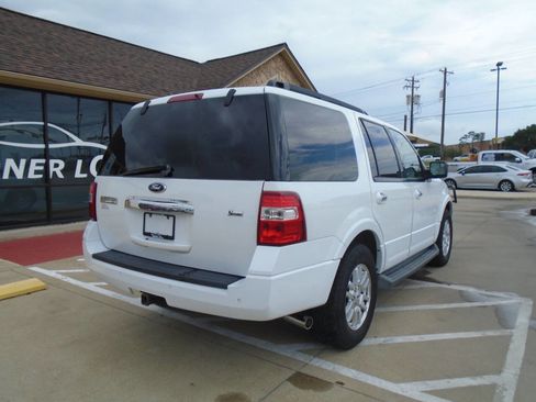Used 2013 Ford Expedition XLT RWD image 8